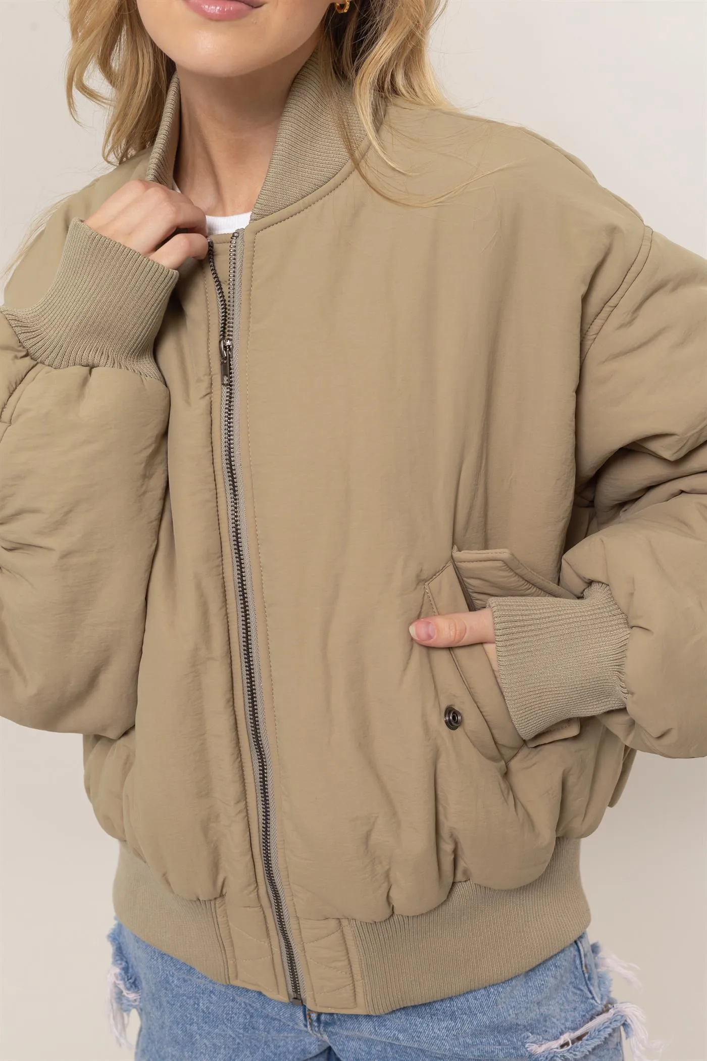 HF24E736-Oversized Bomber Puffer Jacket
