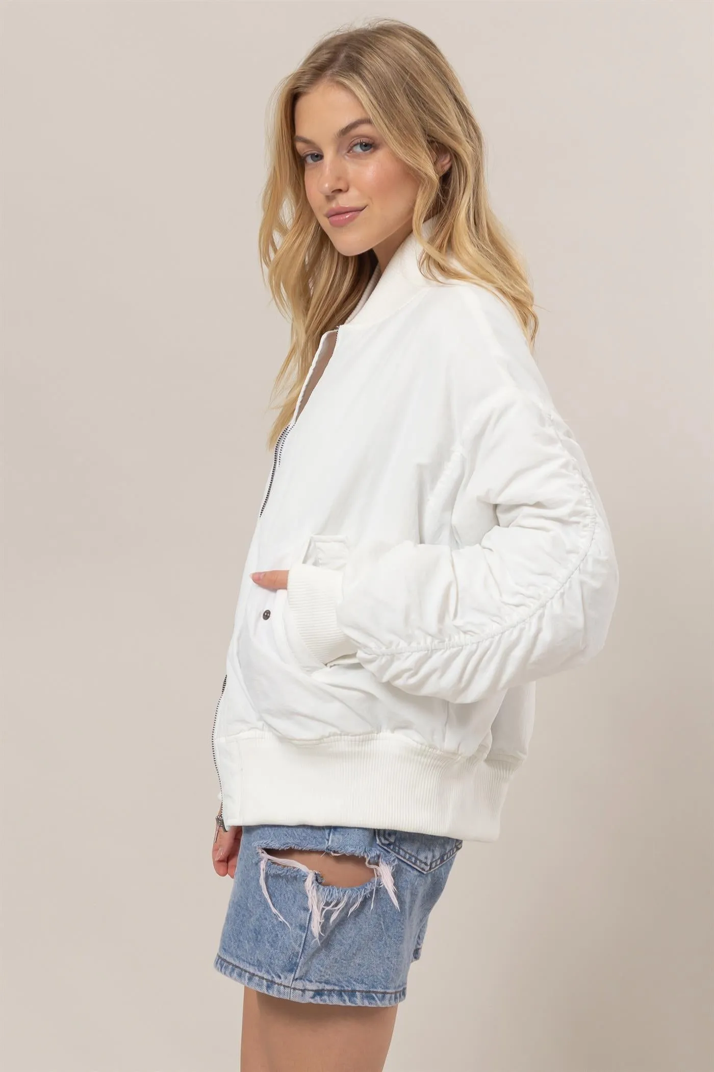 HF24E736-Oversized Bomber Puffer Jacket