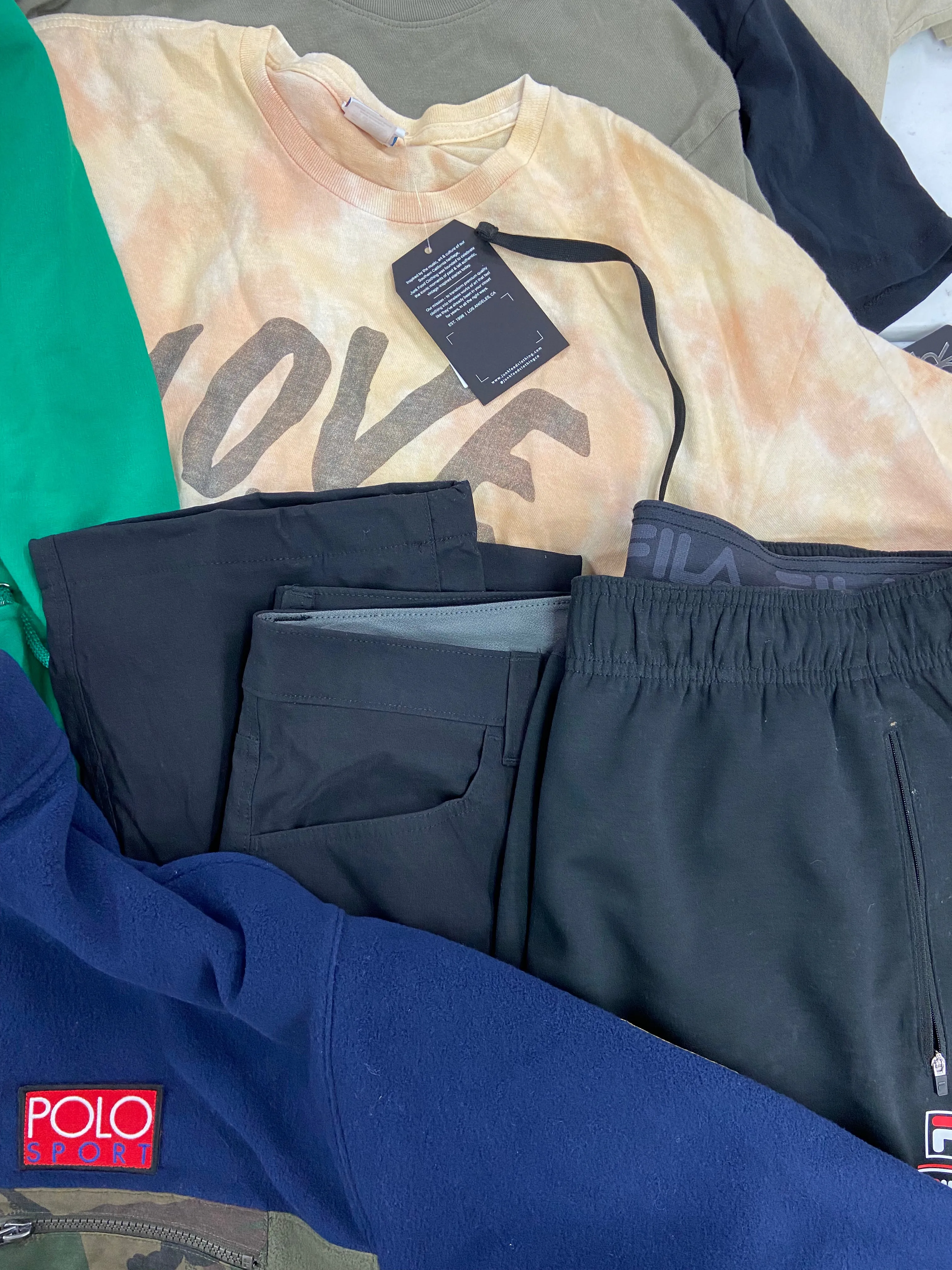 Men's Clothing Assorted Wholesale Lot, POLO RALPH LAUREN, WEATHERPROOF, EDDI BAUER, ORVIS, JUNKFOOD and more 12 items, Shelf Pulls, MSRP $831