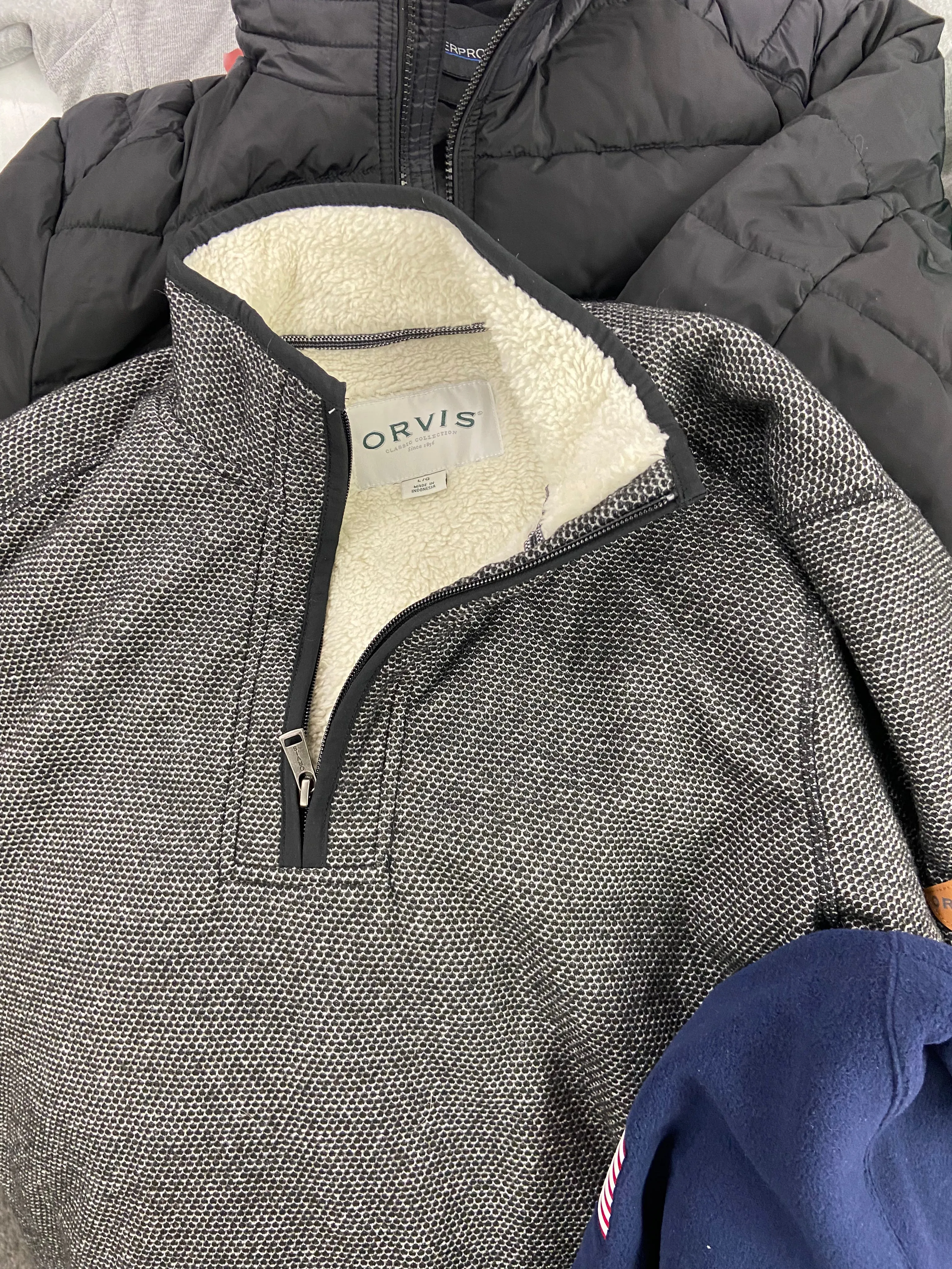 Men's Clothing Assorted Wholesale Lot, POLO RALPH LAUREN, WEATHERPROOF, EDDI BAUER, ORVIS, JUNKFOOD and more 12 items, Shelf Pulls, MSRP $831