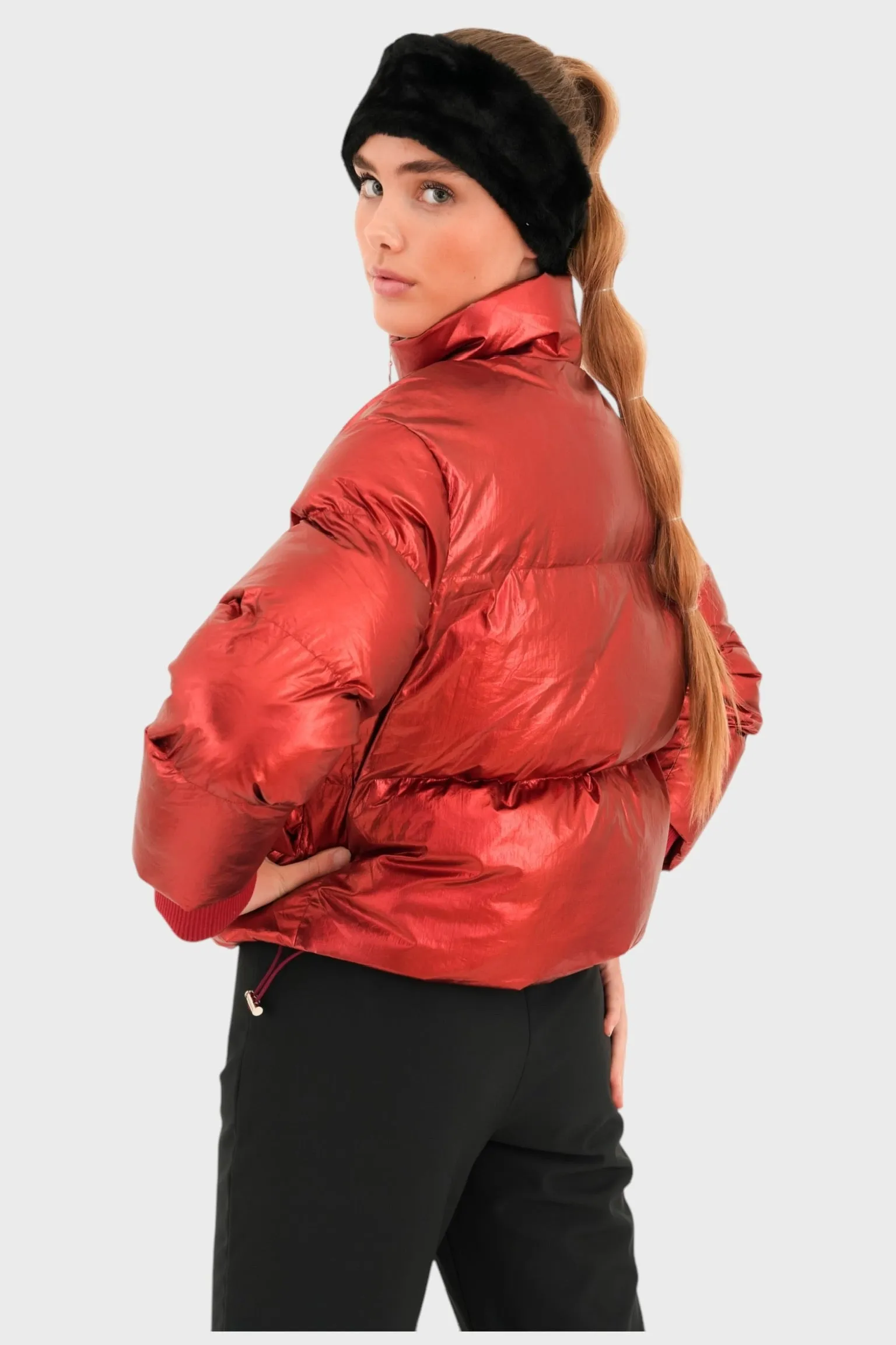 "Frosty" puffer red